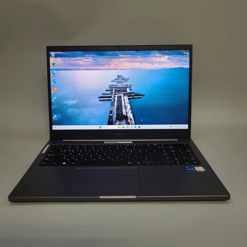 삼성 NT550XDA Intel i7 CPU 15인치 노트북 판매합니다
