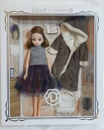 타카라토미 리카짱 ITS'DEMO 콜라보 리카 러브즈 이츠데모 스타일