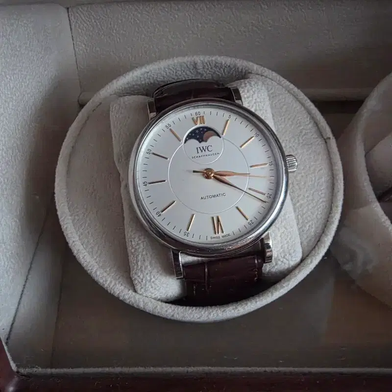 IWC 포르토피노 문페이즈 흰판