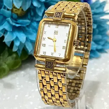 [레어] 지방시 로만 골드 4G 로고 손목시계 작동품