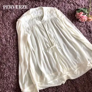 perverze 퍼버즈 블라우스 화이트 시어