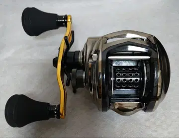 아부가르시아 레보 엘리트 IB 로켓 9 왼쪽 핸들