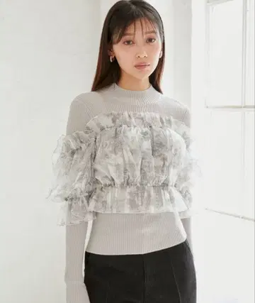 SNIDEL 튤 오프숄더 도킹 니트 풀오버