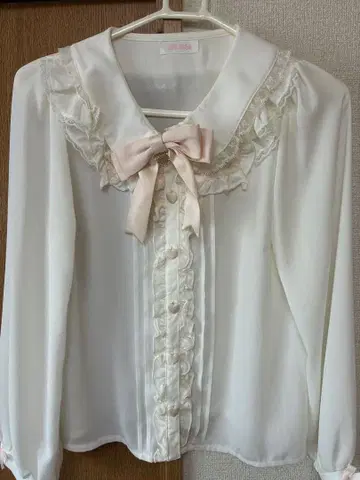 LIZLISA 블라우스