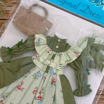 리카짱 캐슬 27cm 사이즈 카운트리 드레스 세트 미개봉 새상품 귀중