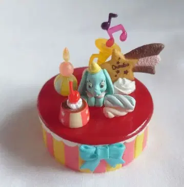 리멘트 디즈니 캐릭터 데코 케이크 덤보