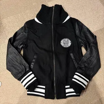 [ 새상품 ] 라르크 L'Arc~en~Ciel 바시티 자켓