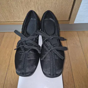 Le Talon 더블 리본 발레리나 24.0