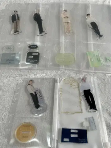 SEVENTEEN 디노 아크릴 스탠드 캔뱃지