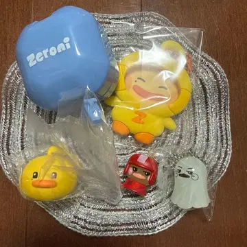 zeroni 제로니 테레 가챠 & 랜덤 쿠션 캔뱃지