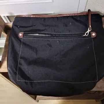 마가렛호웰 캔버스 가죽 숄더백