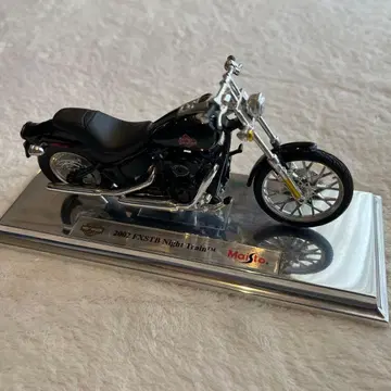 1/24 할리데이비슨 2002 FXSTB NightTrain