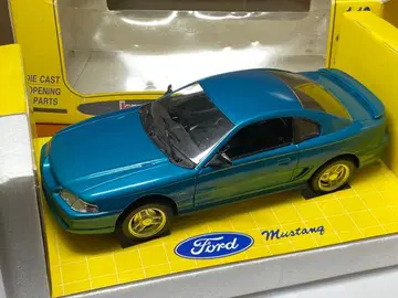 조에프 에볼루션 포드 머스탱 GT 1994 1/18