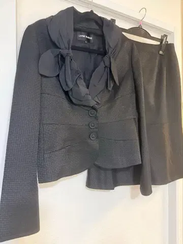 새상품급 LAPINE BLANCHE 자켓 스커트 세트