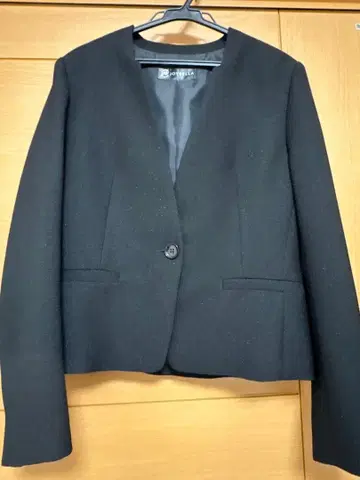 세레모니 수트 블랙 노카라 L 사이즈