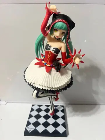 하츠네 미쿠 피에레타 슈퍼 프리미엄 피규어