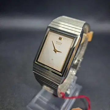 레어 RICOH RIQUARTZ 샤토 빈티지 데드스탁 시계