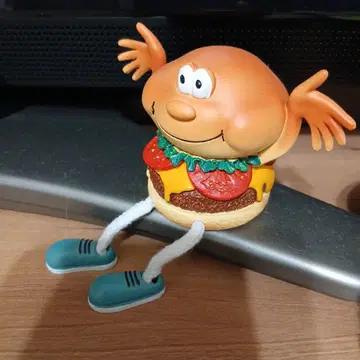 류 암베 햄버거 캐릭터 피규어