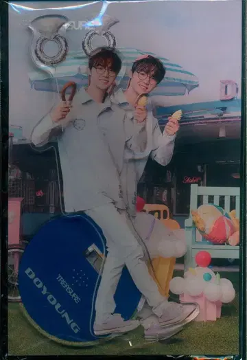 TREASURE 2021 SUMMER GOODS 도영 아크릴 스탠드