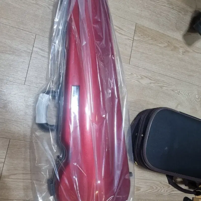 바이올린케이스/신성겔럭시 바이올린케이스 /미사용전시품 여러개있음