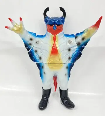 메디콤 토이 도에이 레트로 소프트 비닐 컬렉션 가면라이더 에이킹