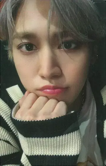 JO1 초회 한정판 B 시로이와 루키 HITCHHIKER