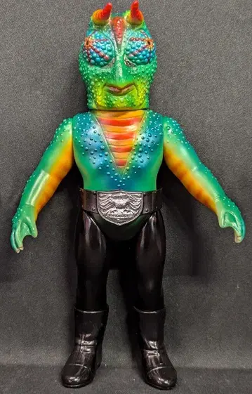 메디콤 토이 도에이 레트로 소프트 비닐 컬렉션 사신 카멜레온