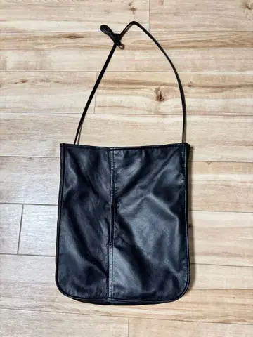 CCU 가죽 사코슈 양가죽 블랙