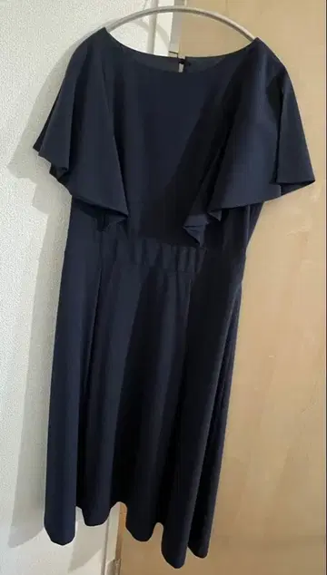 3월 7일까지 판매 OPAQUE.CLIP 네이비 플레어 슬리브 원피스