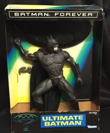 KENNER (ACTION FIGURE) ULTIMATE BATMAN