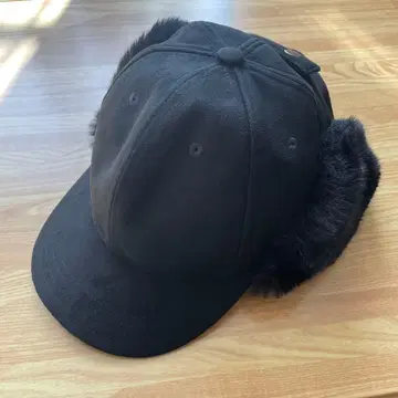 이어 플랩 캡 HATHOMES