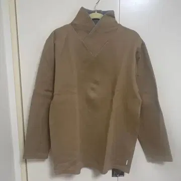 미사용 새상품 SOUSOU 하이넥 티셔츠 사이즈 M