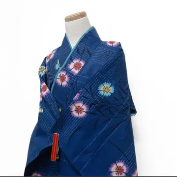 코몬 단의 나데시코 당초 무늬 네이비 기모노 081t