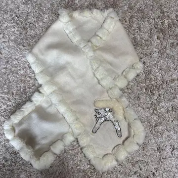 [ ANTEPRIMA ] 화이트 머플러