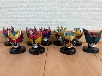 가면라이더 키바 마스크 컬렉션 발광 받침대 포함