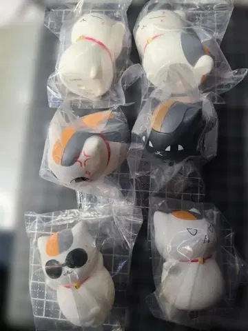 나츠메 우인장 친마리 냥코센세 소프트비 컬렉션 컴플리트품입니다.