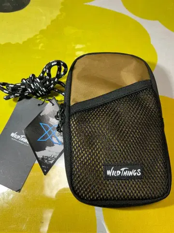 WILD THINGS 숄더백 브라운/블랙