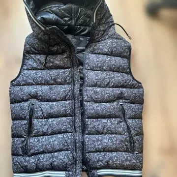 AZUL 다운 베스트 후드 부착 L 사이즈