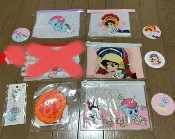 유니코 리본의 기사 불새 파우치와 아크릴 키링 세트