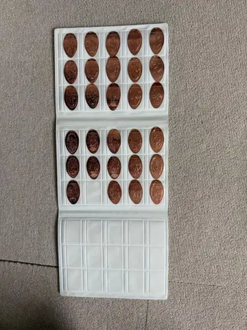 디즈니 토이 스토리 메달리온 컬렉션 북 메달 포함