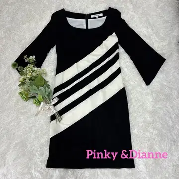핑키앤다이안 바이컬러 플레어 슬리브 원피스 사이즈 38 블랙 x 화이트