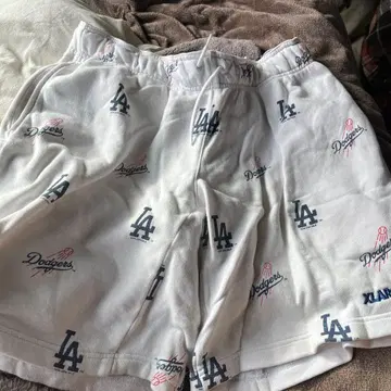 XLARGE 로스앤젤레스 다저스 숏팬츠 M