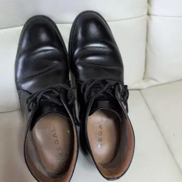 REGAL 블랙 처카 부츠