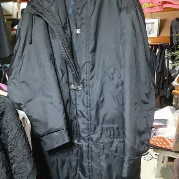 THE GALESBY CLUB 블랙 롱 코트