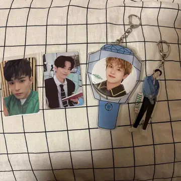 treasure 아사히 캔뱃지 캔뱃지 케이스 아크릴 스탠드 키링 set