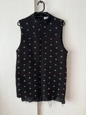 RIER 리아 FLOWERS WALKERS TOP 베스트 여성용