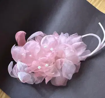 패브릭 소재 꽃 코사지 핑크 계열