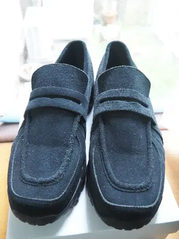 VIBRAM 밑창 리얼 가죽 스웨이드 로퍼 스니커즈