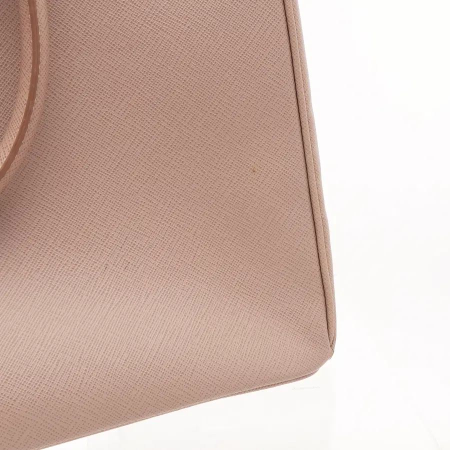 普拉达 Saffiano Lux 托特包