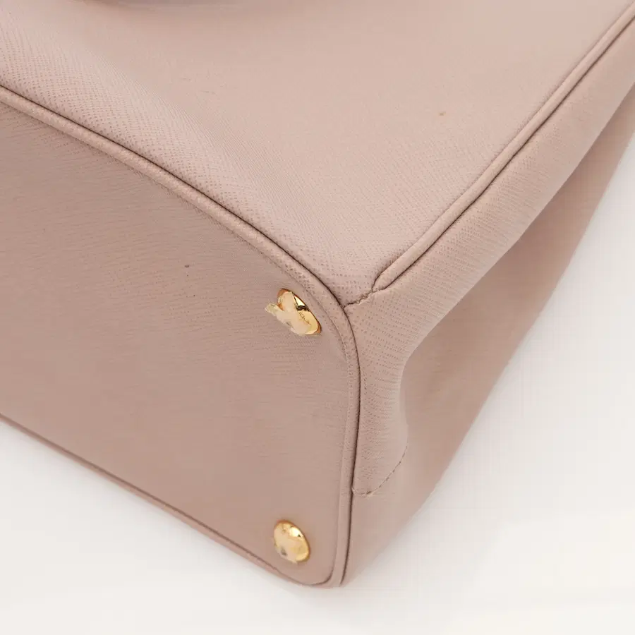 普拉达 Saffiano Lux 托特包